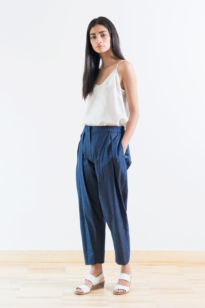 Relaxed Pleat Front Pant