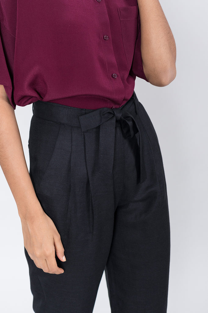 Pleated Slim Leg Trouser